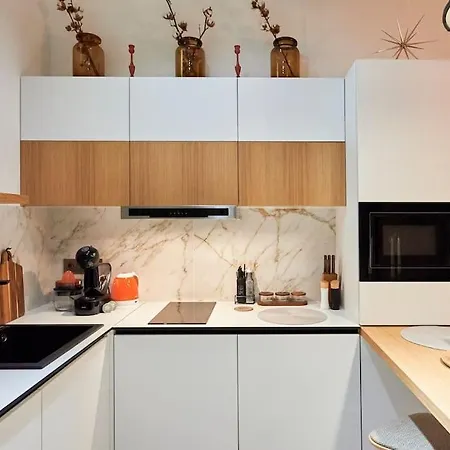 Апартамент In The Center Of Next To The